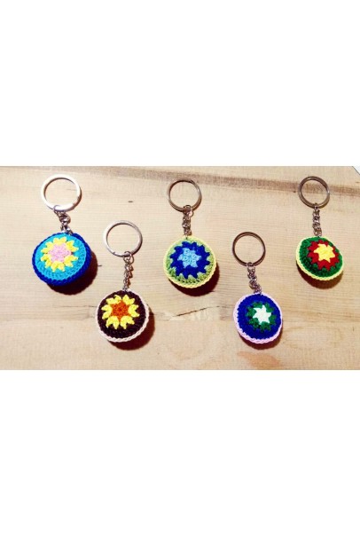 Happy Threads Floral Crochet Keychain